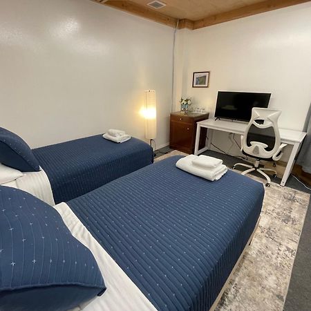 Doho Suites Honolulu Exterior photo
