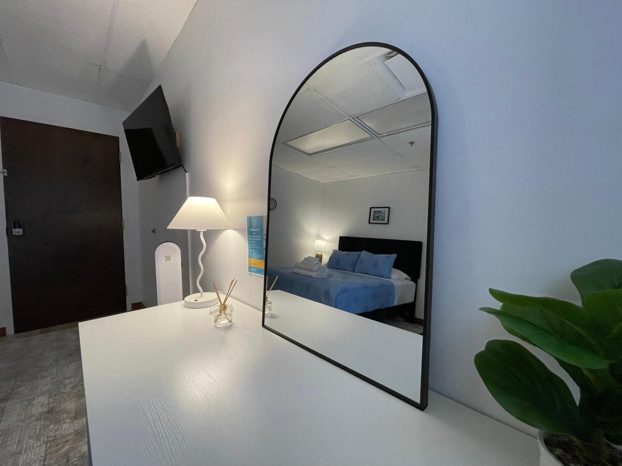 Doho Suites Honolulu Exterior photo